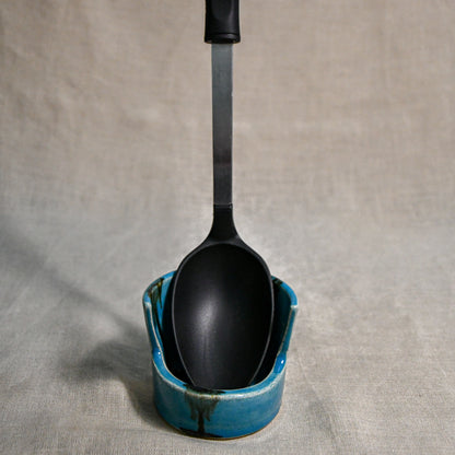 Vertical turquoise handmade spoon rest with serving spoon from the 5th Buffalo collection by Leigh Art