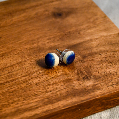 Handmade round ceramic stud earrings by Leigh Art.